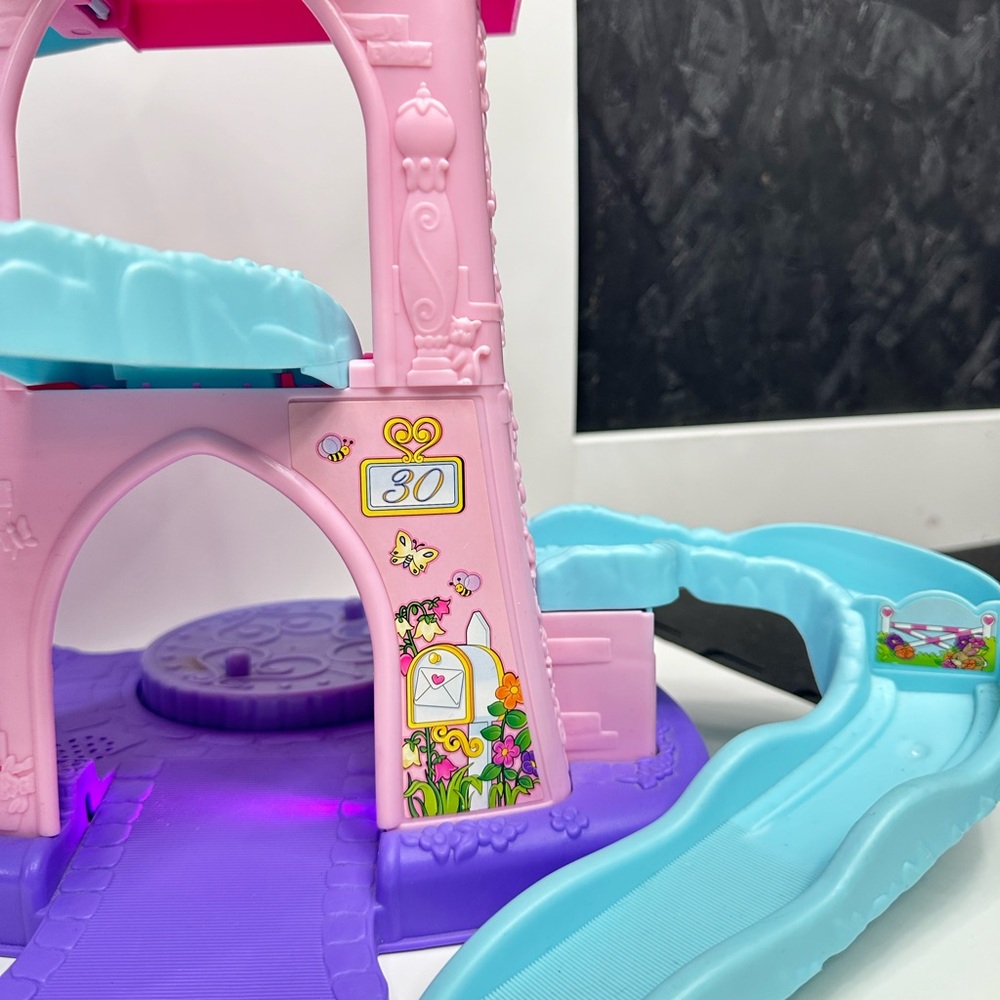 Little People Klip Klip Castle with 5 Klip Klops + 1 horse SOUND + LIGHTS WORK - Picture 7 of 14